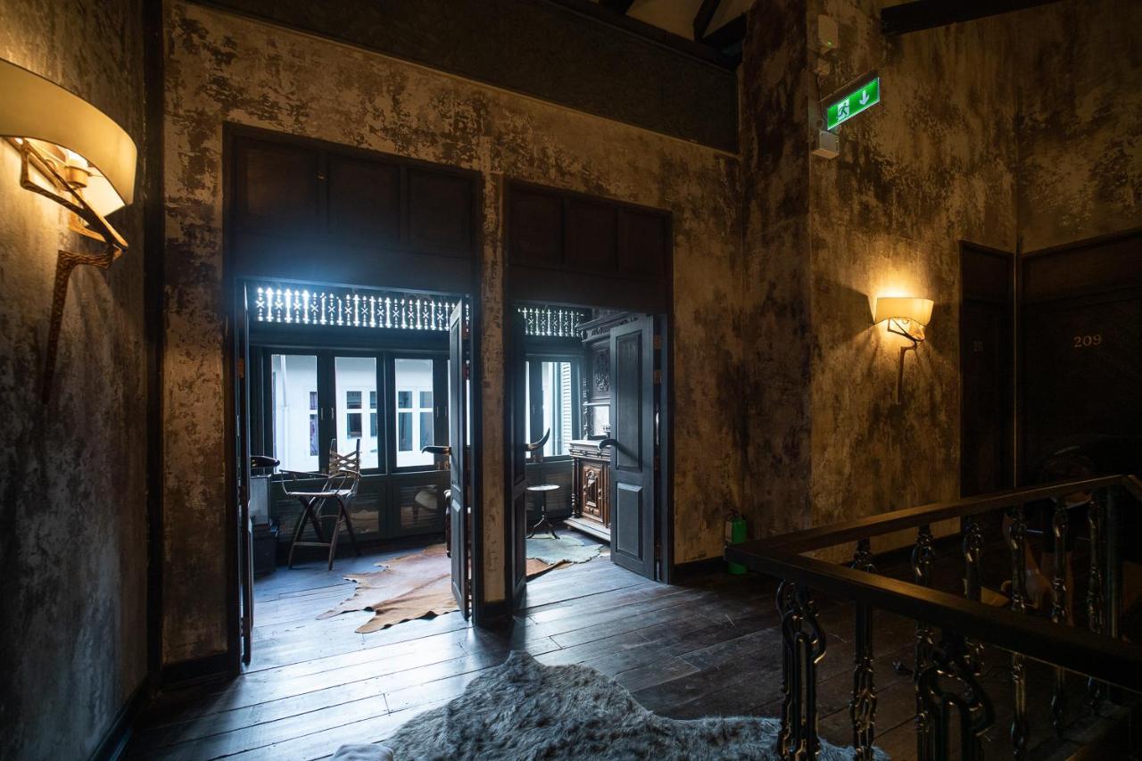 Baan Tuk Din Hotel Bangkok Kültér fotó