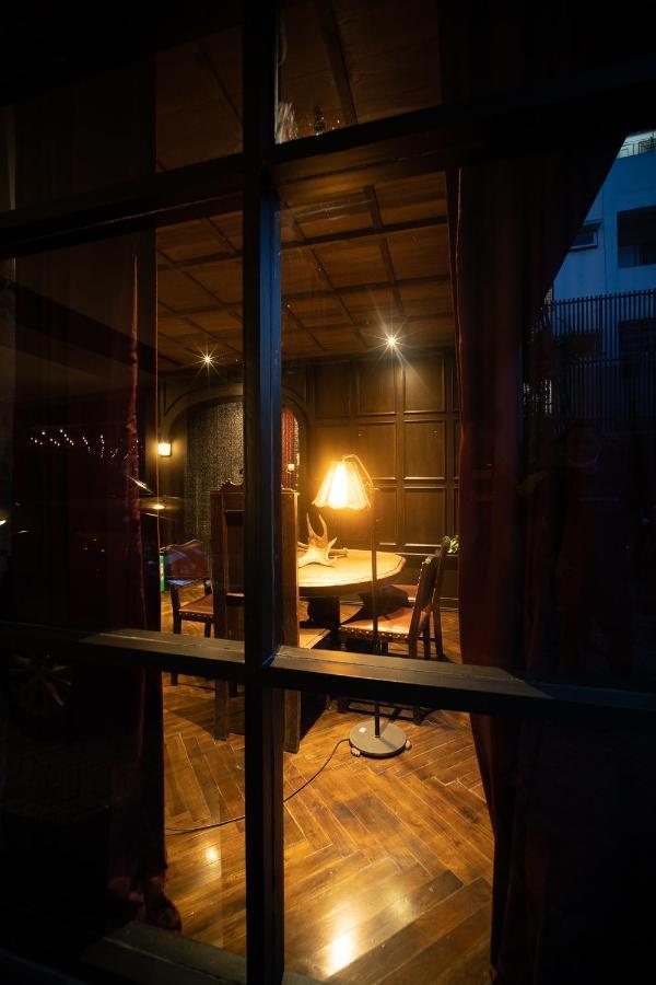 Baan Tuk Din Hotel Bangkok Kültér fotó