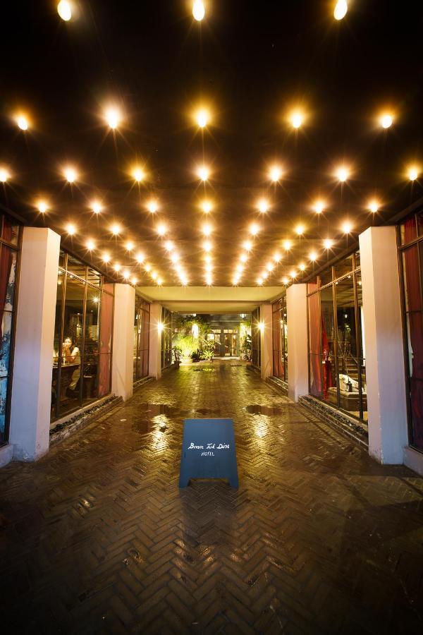 Baan Tuk Din Hotel Bangkok Kültér fotó