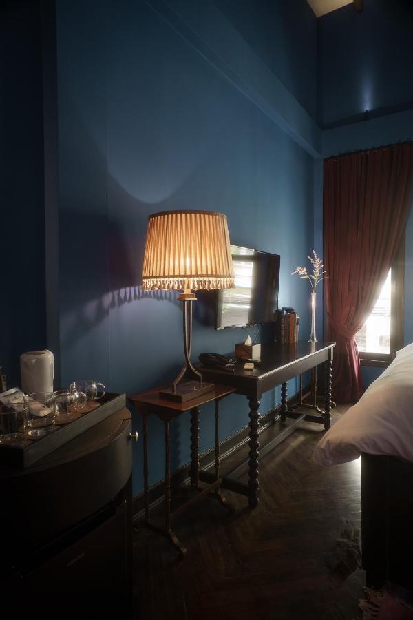 Baan Tuk Din Hotel Bangkok Kültér fotó