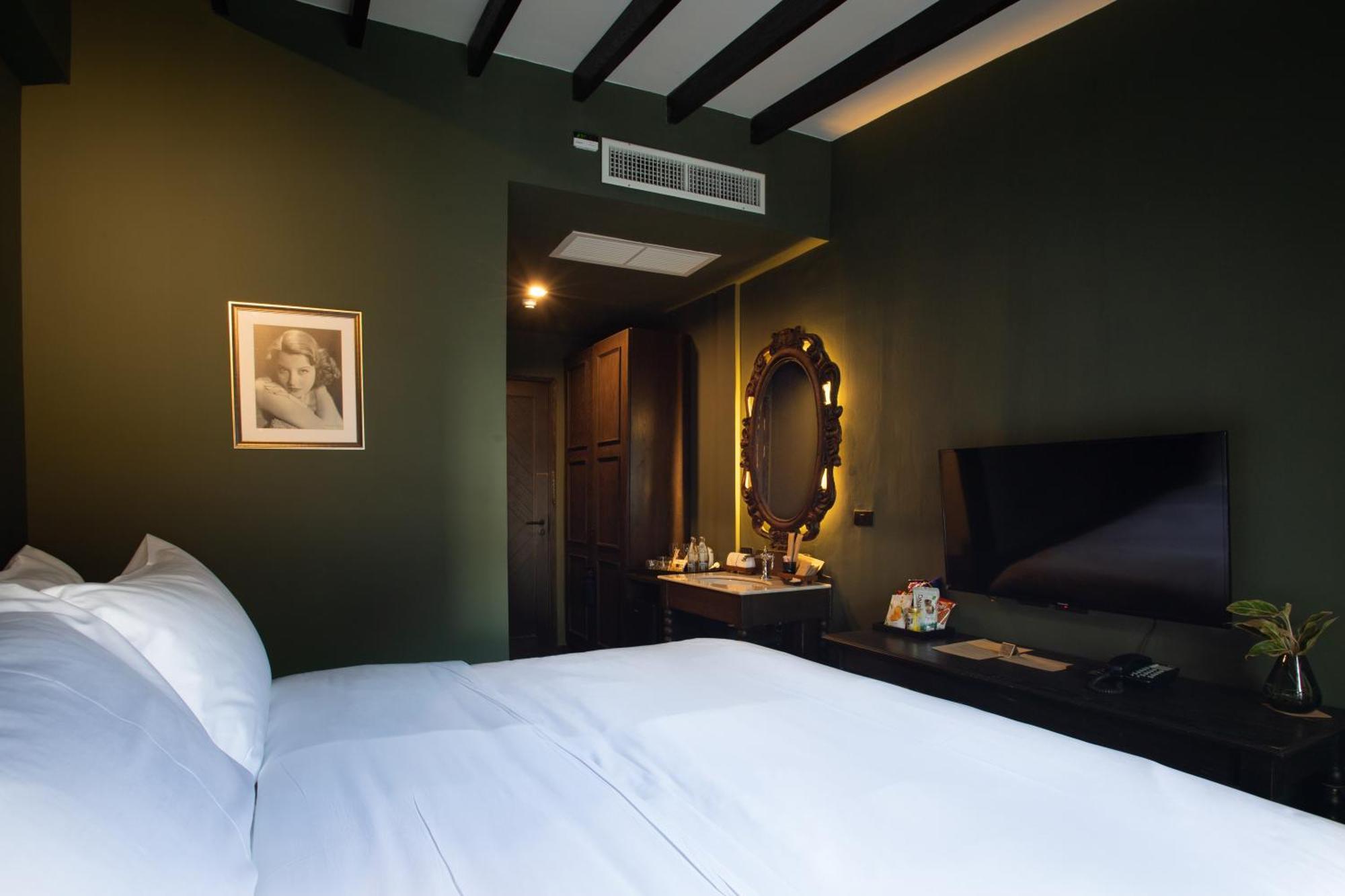 Baan Tuk Din Hotel Bangkok Kültér fotó